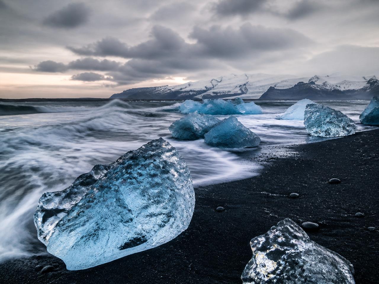 Iceland in 7! — 24